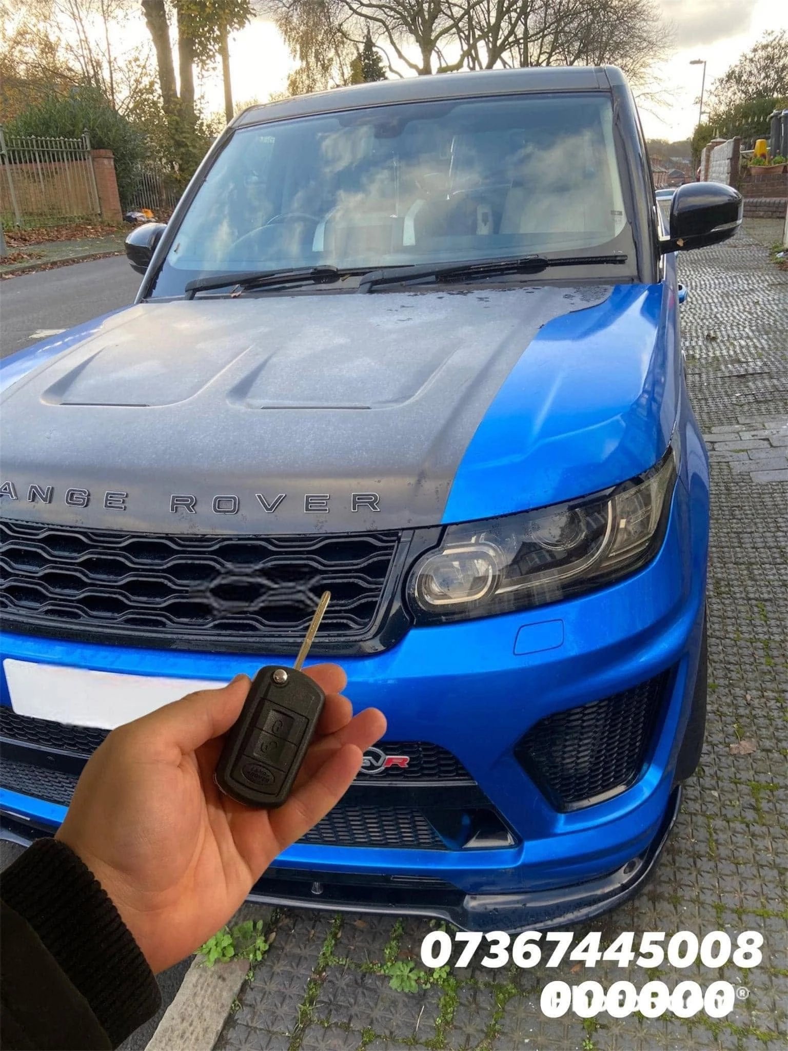 Range Rover Sport all keys lost replacement car key programmed by mobile auto locksmith in Birmingham