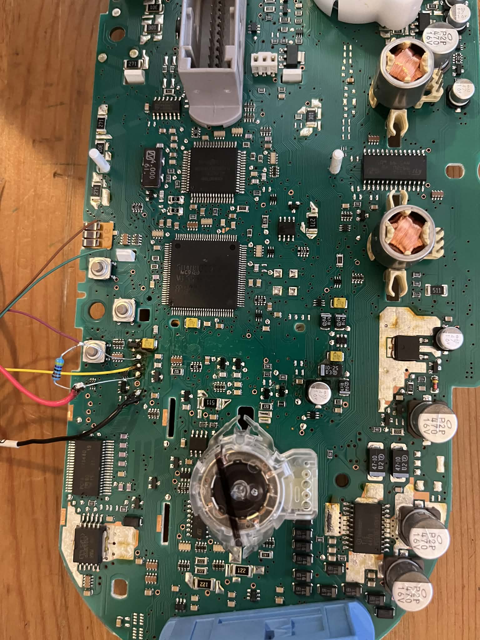 Audi TT Cluster PCB Cloning Audi TT instrument cluster PCB EEPROM data cloning process wiring